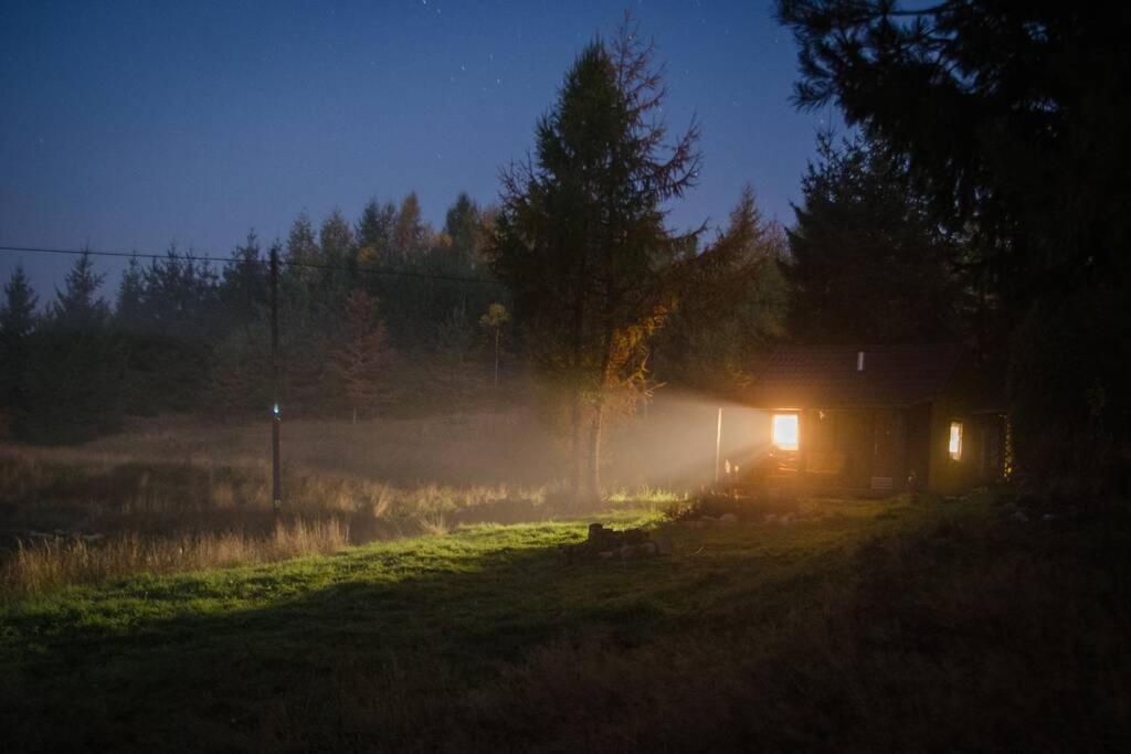 Hut In The Mid. Of Nowhere + Priv Pond+3 Ha Darzkowo Extérieur photo
