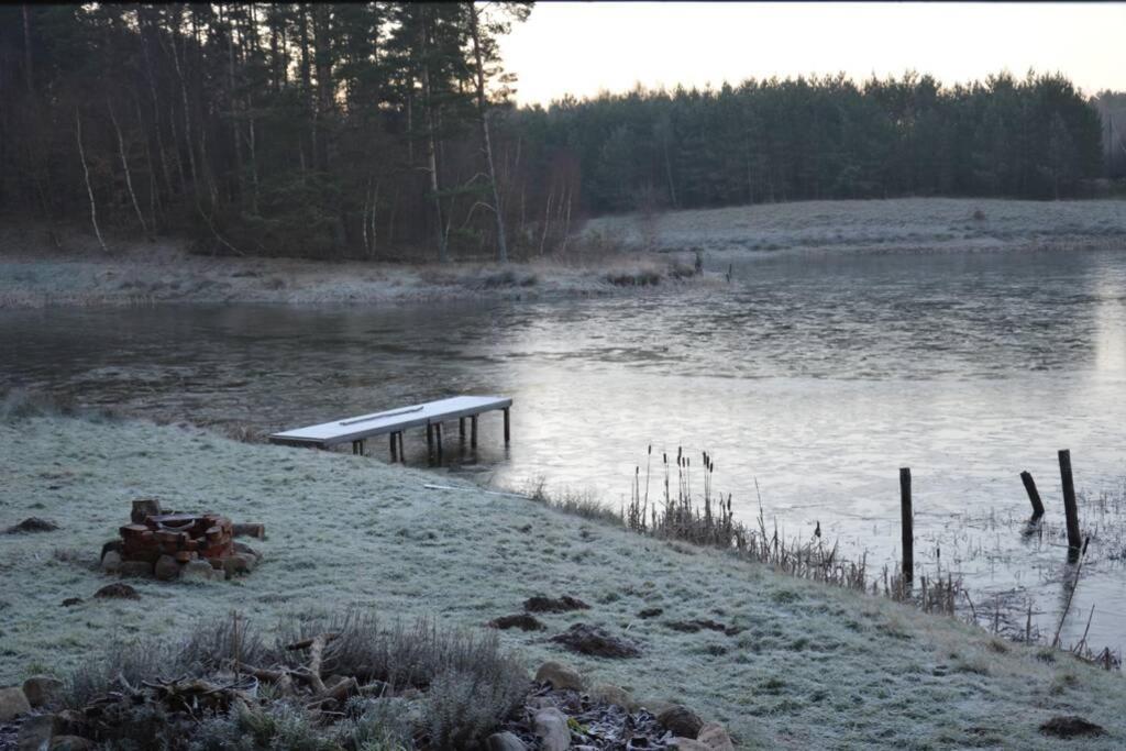 Hut In The Mid. Of Nowhere + Priv Pond+3 Ha Darzkowo Extérieur photo